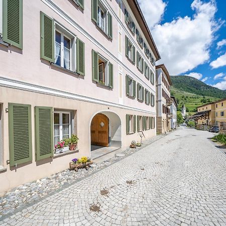 Chasa Plazza Gronda Apartman Lavin Kültér fotó