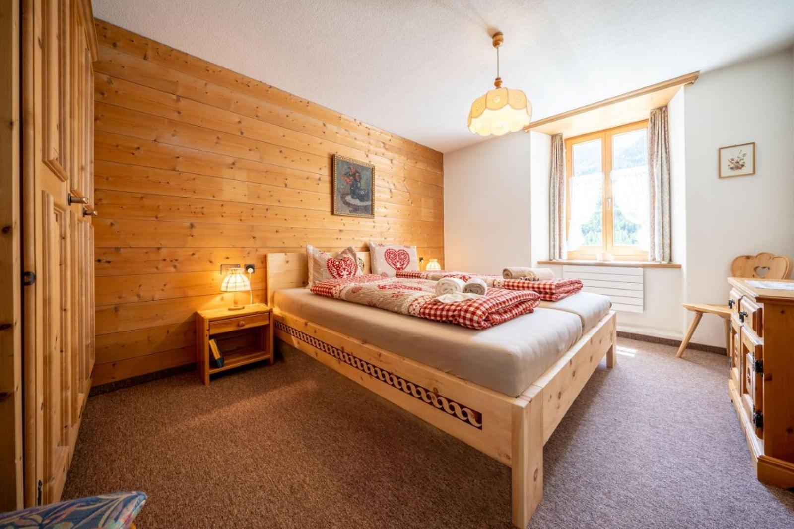 Chasa Plazza Gronda Apartman Lavin Kültér fotó