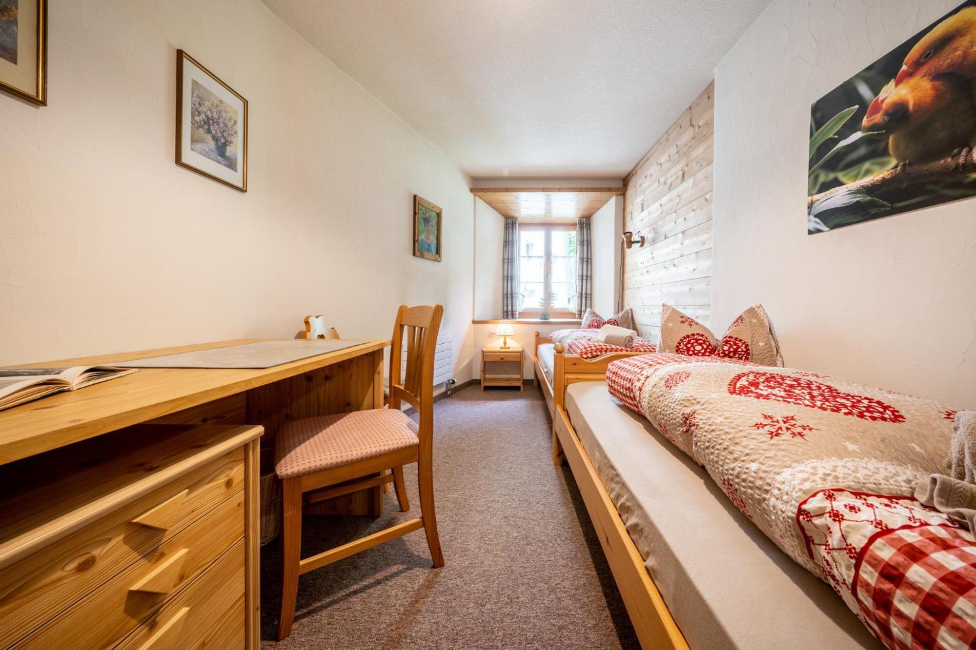Chasa Plazza Gronda Apartman Lavin Kültér fotó